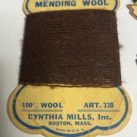 VTG Collection of Paper Spools of Mending Wools Yarns Brown Red Black Gray Lot 4 - Picture 4 of 14